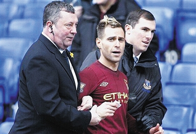 波士顿红袜队常规赛狂砍 108 胜，创下队史最高纪录