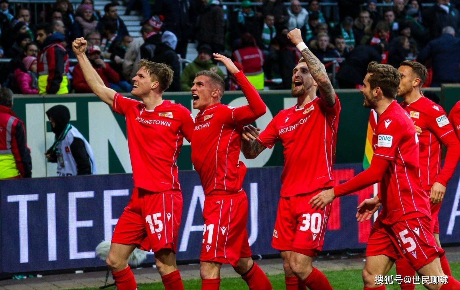 三中卫并加 三中卫并加